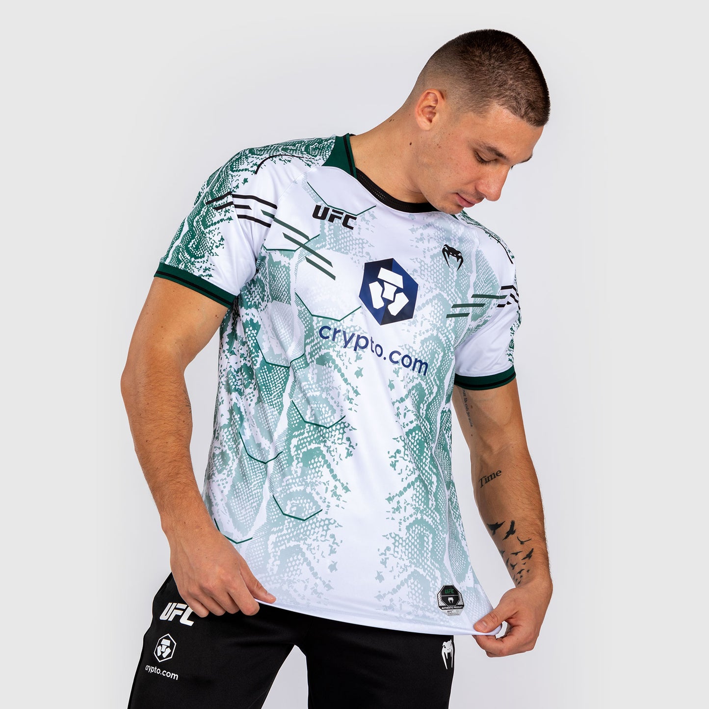 UFC Adrenaline by Venum Authentic Fight Night Trikot für Männer - Emerald Edition - Weiß/Grün