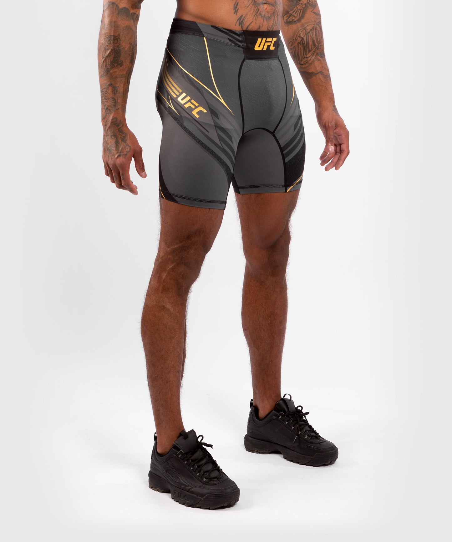 UFC Venum Authentic Fight Night Herren Vale Tudo Shorts - Long Fit - Champion