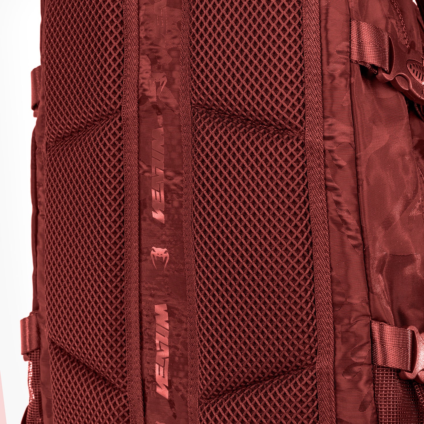 Venum Challenger Pro BackPack – Camo/Burgund
