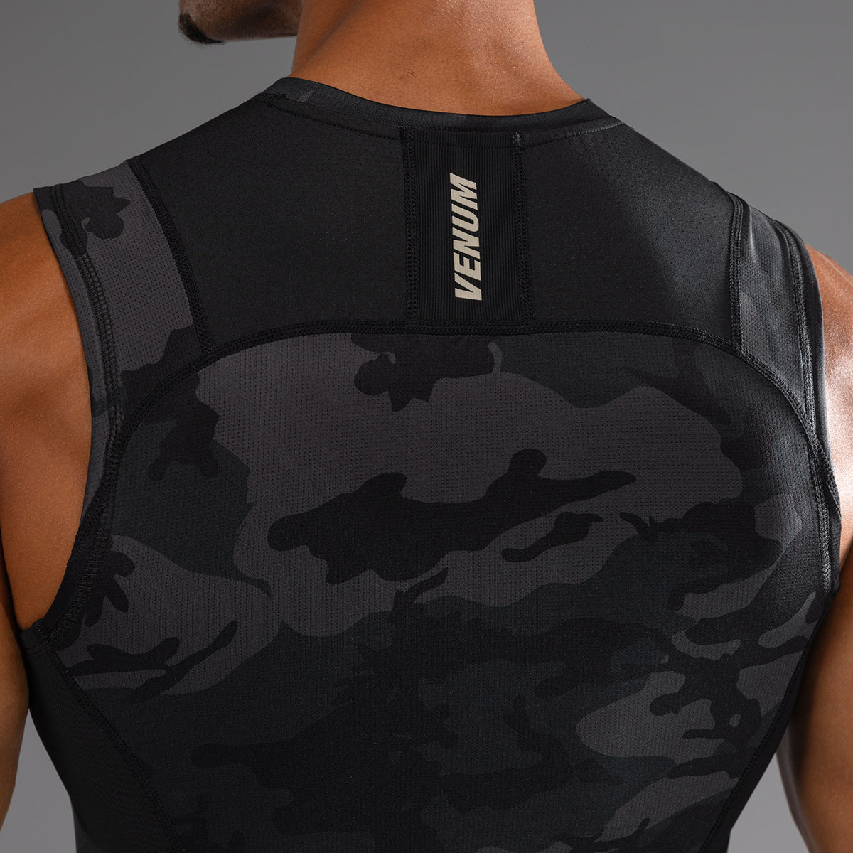 Venum G-Fit Air Herren Ärmelloses Rashguard - Digital Urban Camo