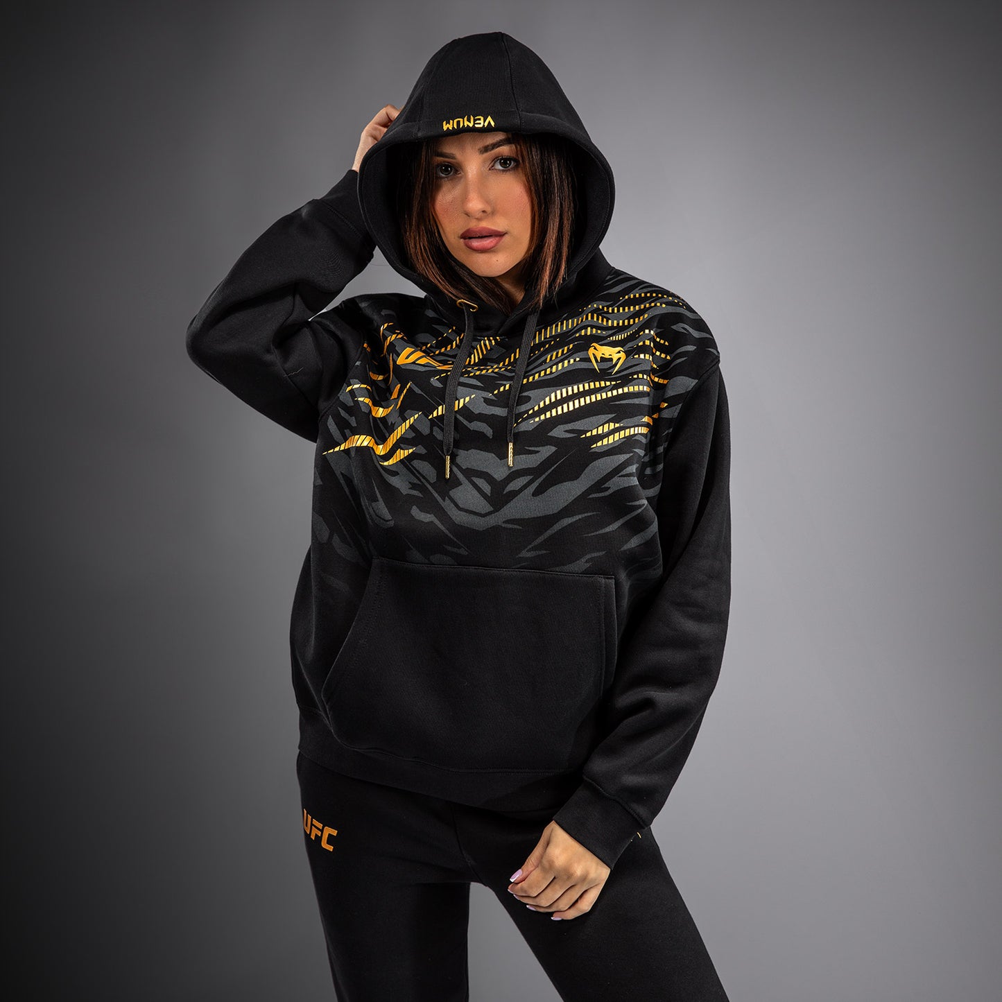 UFC Fusion by Venum Replica Damen Pullover Hoodie - Champion