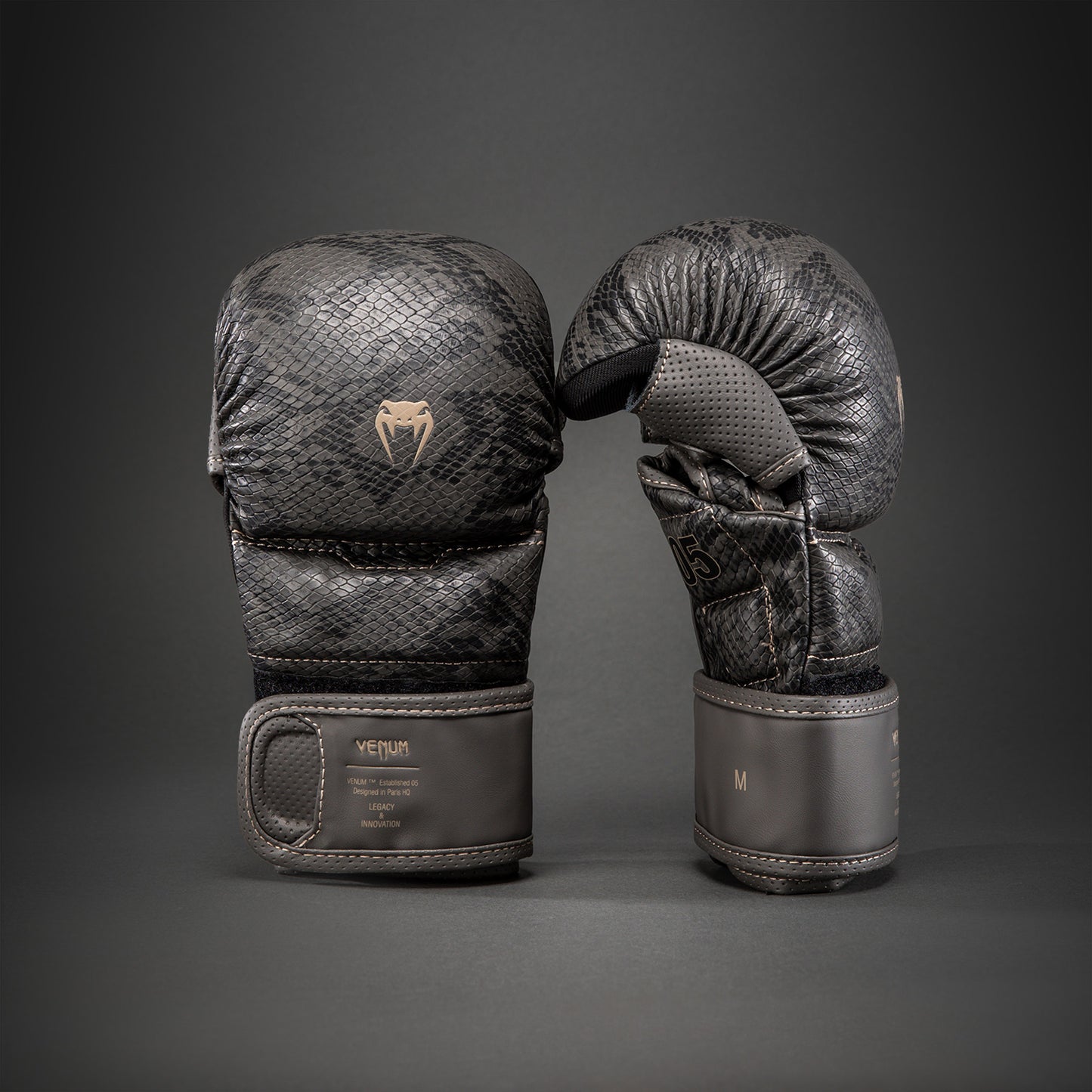 Venum Midnight Fury MMA-Sparring-Handschuhe - Schwarz/Grau/Silber