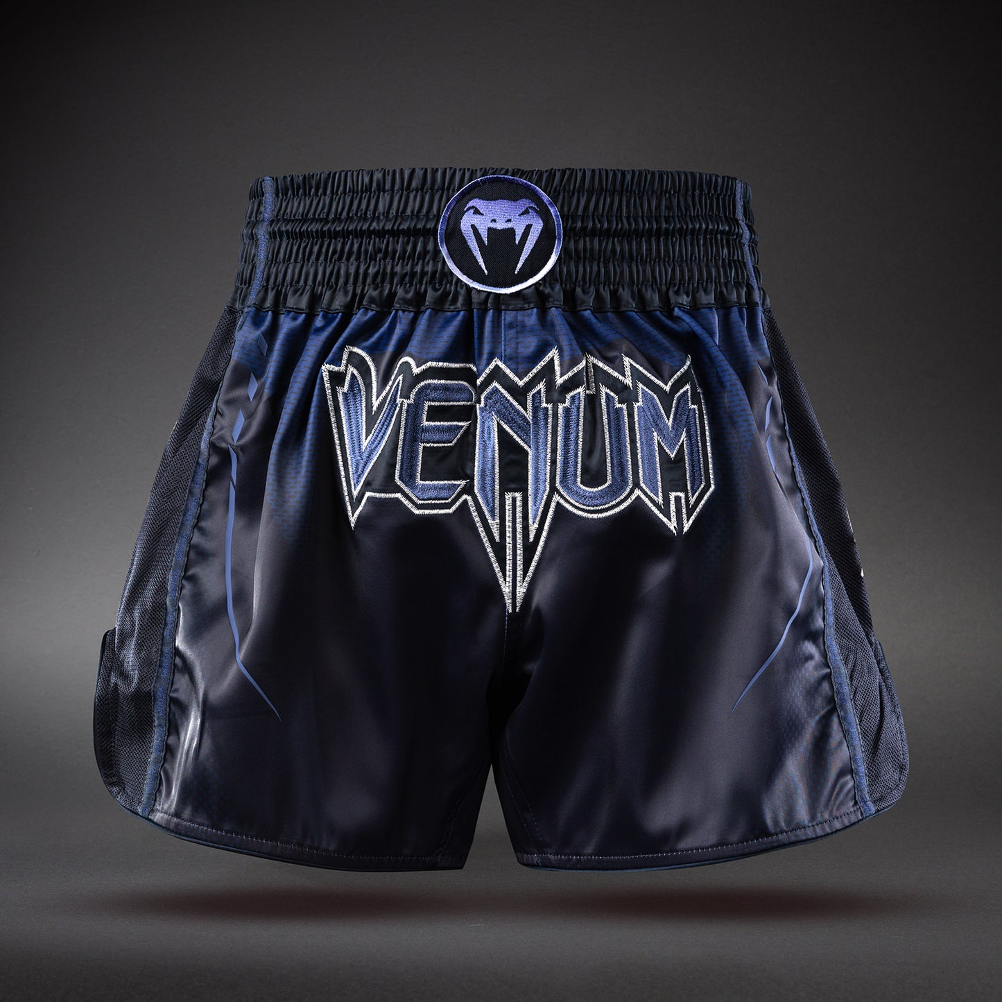 Venum G-Core Muay-Thai-Shorts - Marineblau/Weiß