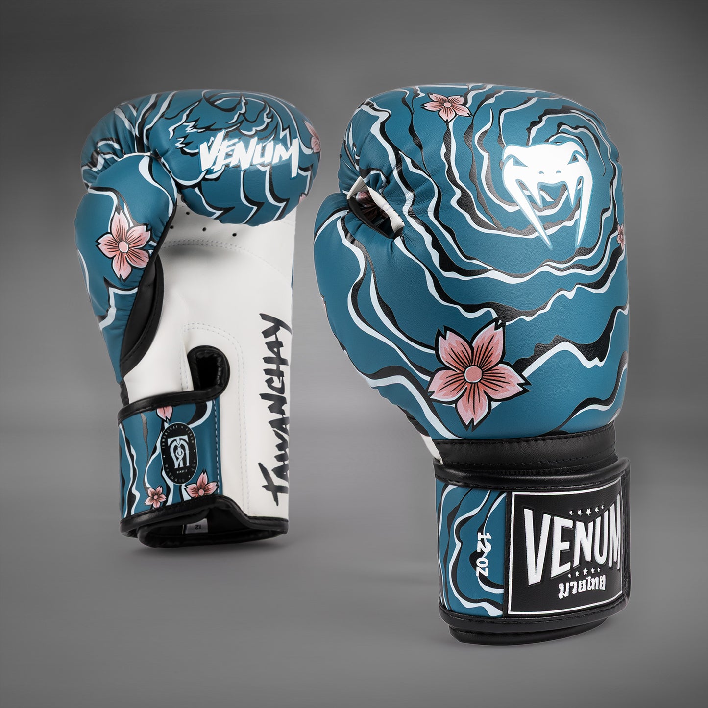 Venum X Tawanchay Boxhandschuhe – Blau/Weiß