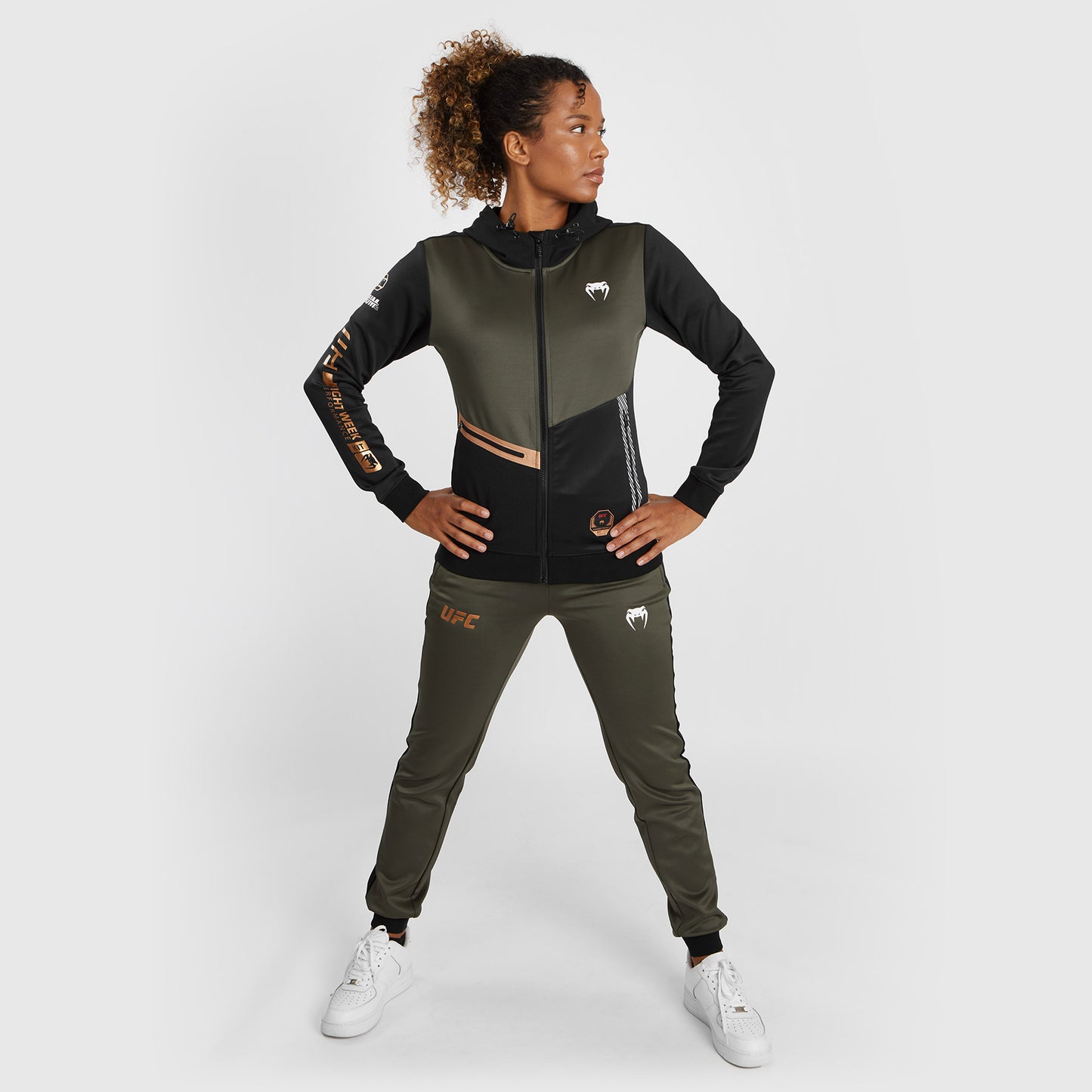 UFC Adrenaline by Venum Fight Week Zip Hoodie für Frauen - Khaki/Bronze