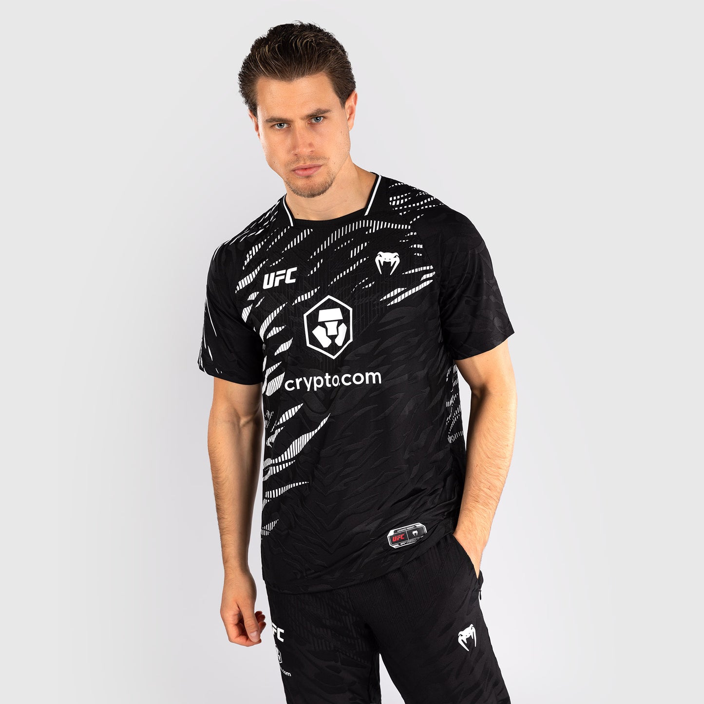 UFC Fusion by Venum Personalized Authentic Fight Night Herren Walkout Jersey - Schwarz