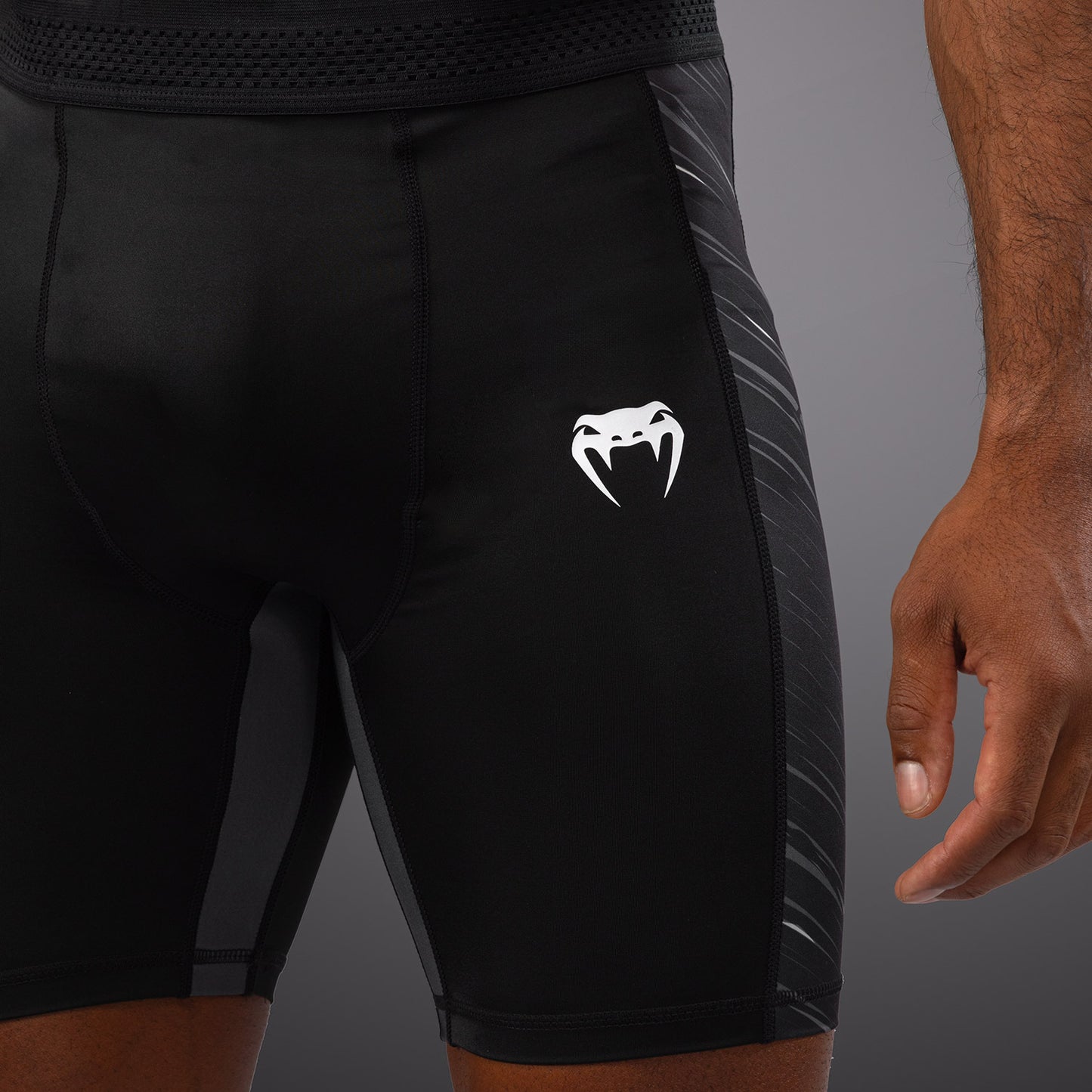 Venum Rapid Vale Tudo Shorts - Schwarz/Sturmgrau