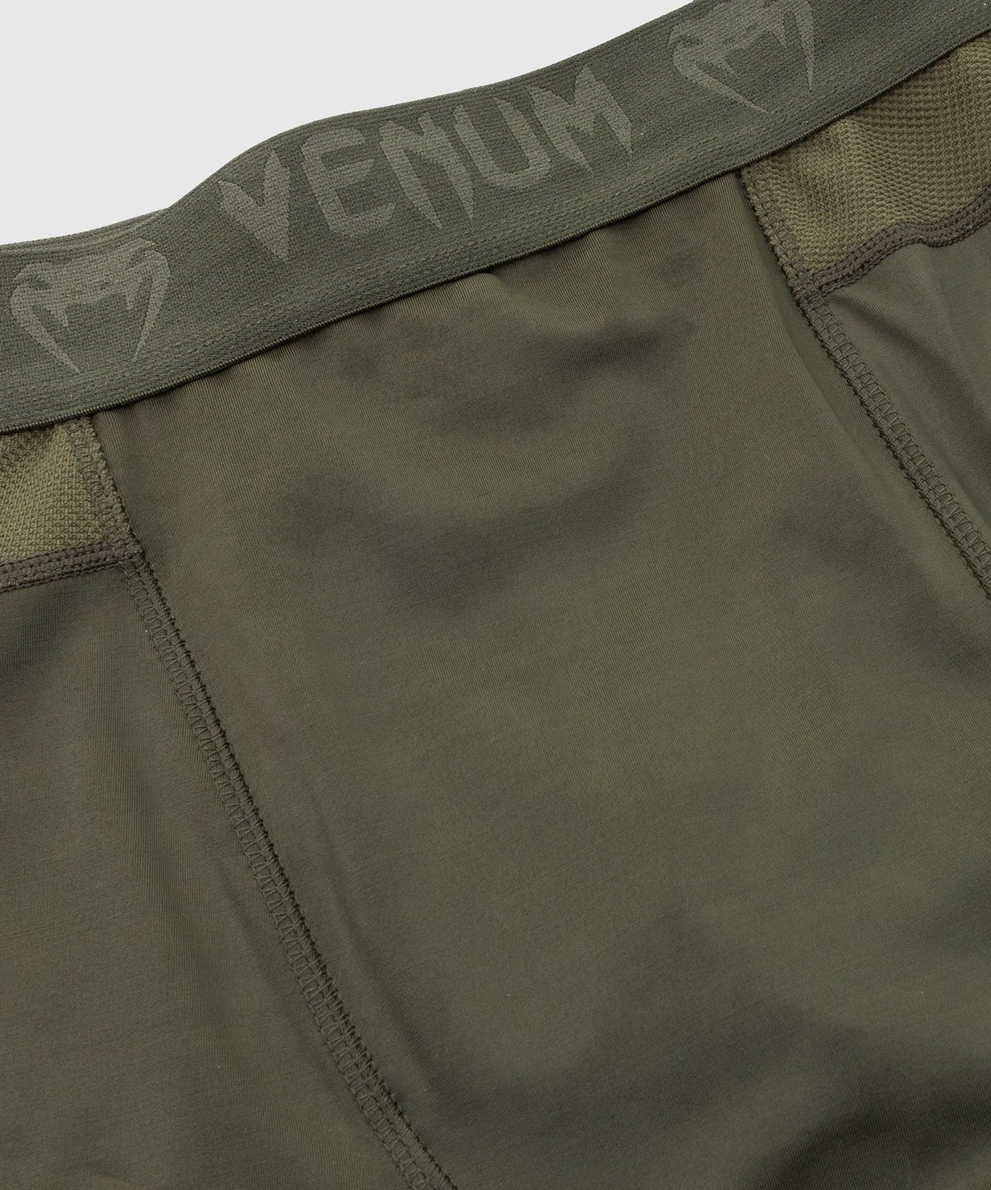 Venum G-Fit Kompressions-Shorts - Khaki