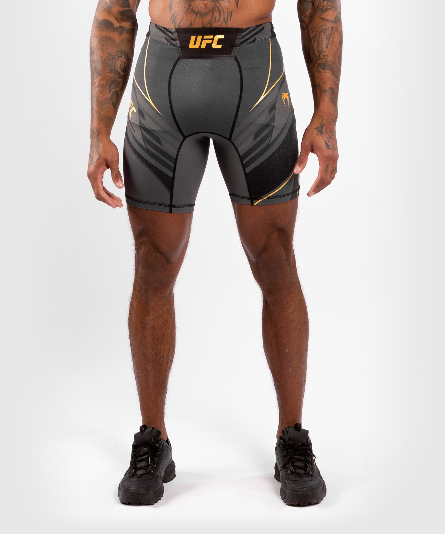 UFC Venum Authentic Fight Night Herren Vale Tudo Shorts - Long Fit - Champion