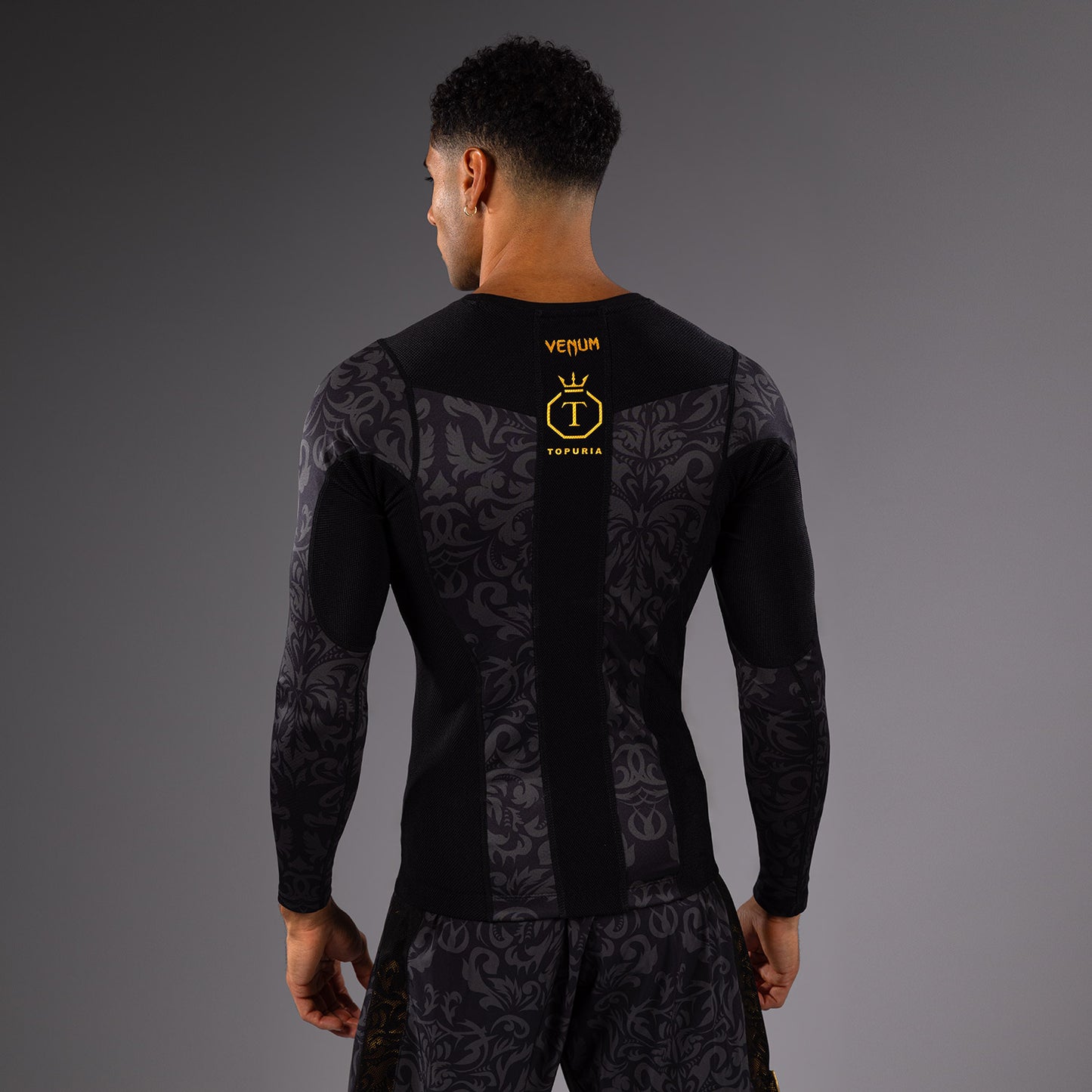 Venum x Topuria Unmatched Edition Langarm Rashguard - Schwarz/Gold