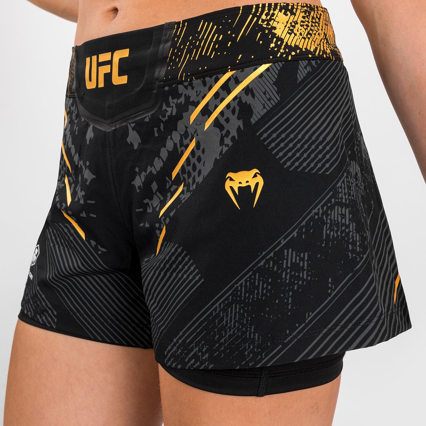 UFC Adrenaline by Venum Authentic Fight Night Kampfshorts für Frauen - Champion