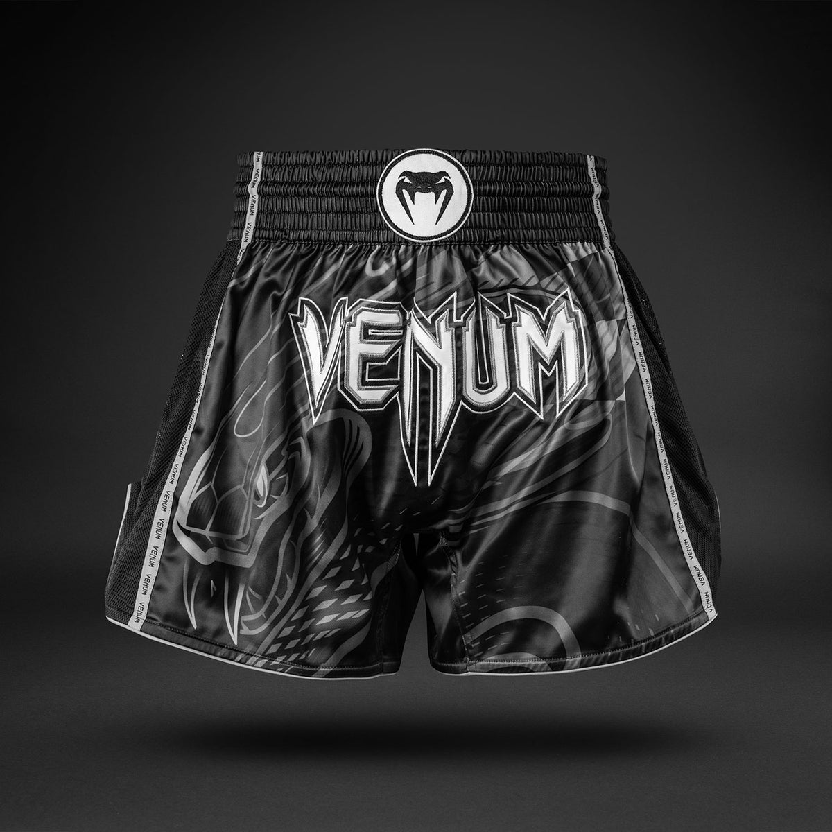 Venum Crimson Viper 2.0 Muay-Thai-Shorts - Schwarz/Grau