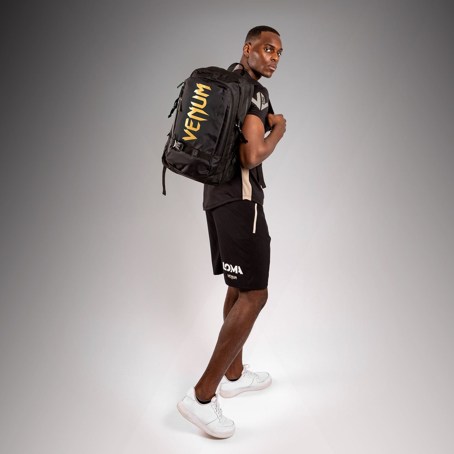 Venum Challenger Pro Evo Rucksack (20-25L) – Schwarz/Gold