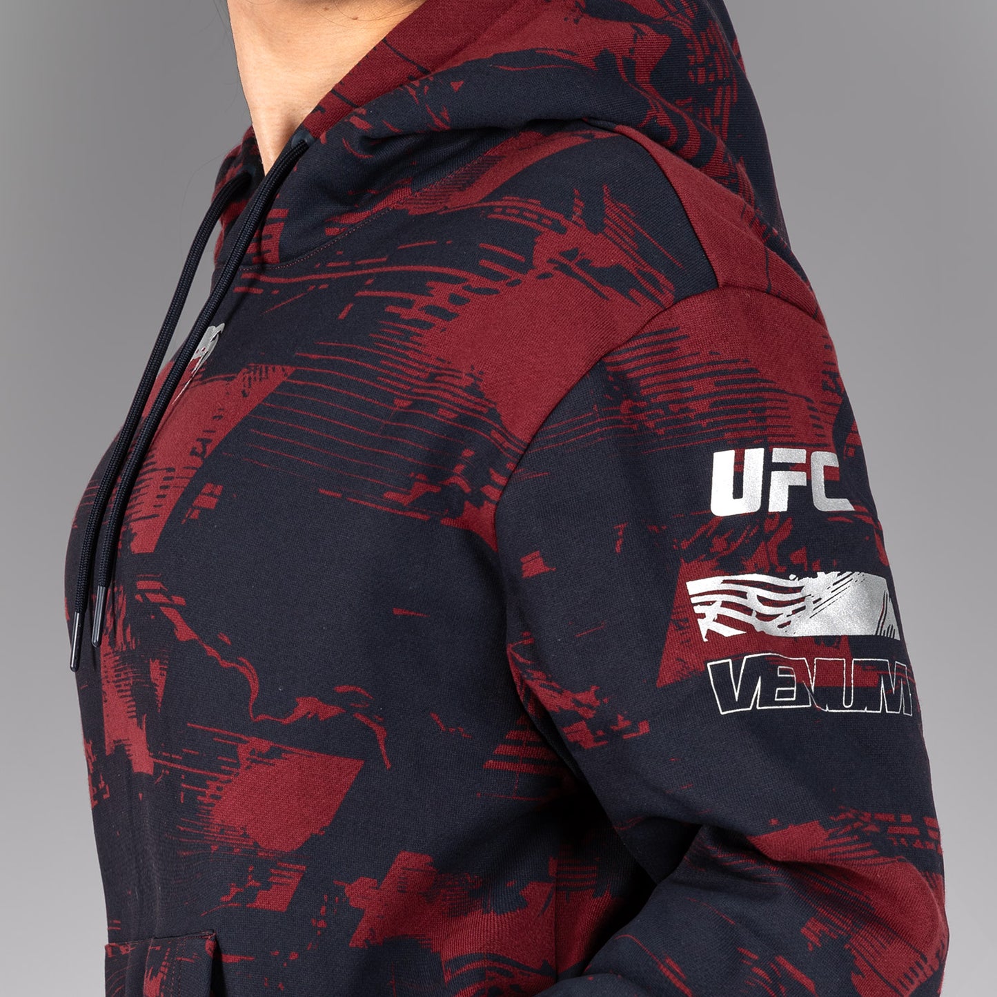 UFC Zenith by Venum Authentic Fight Week Pullover Hoodie Damen - Marineblau/Burgunderrot/Silber