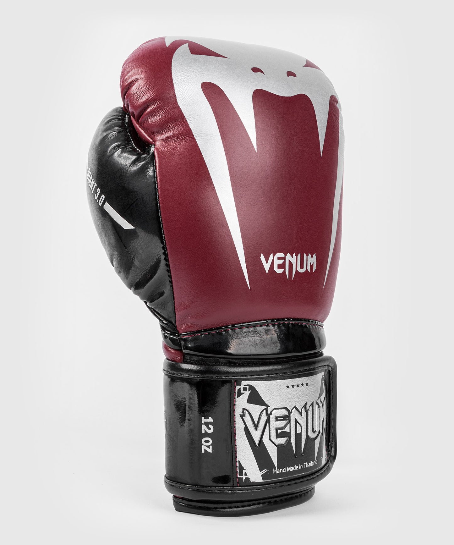 Venum Boxhandschoenen voor volwassenen Giant 3.0, Black Devil, 14 oz Venum Boxhandschoenen voor volwassenen Giant 3.0, Black Devil, 14 oz