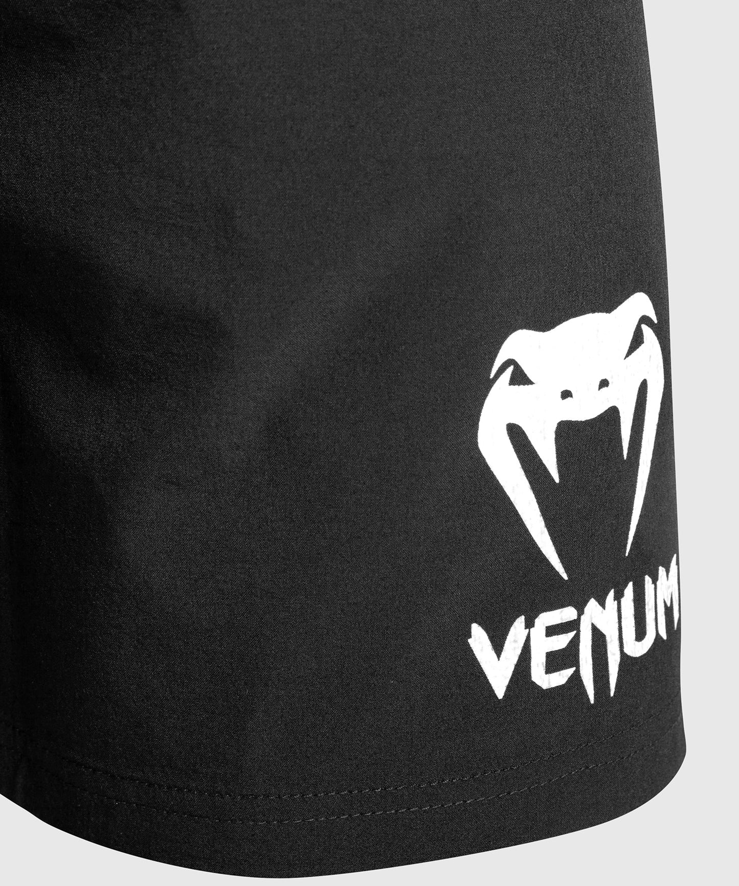 Venum Classic-Trainingsshorts - Schwarz/Weiß