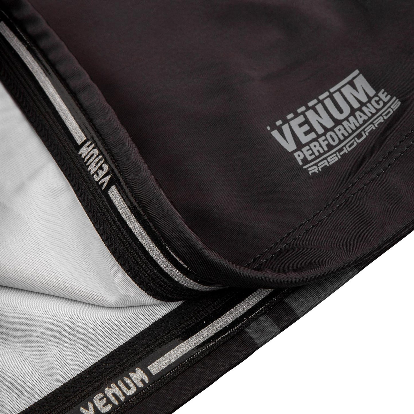 Rashguard Venum Logos - Kurzarm - Schwarz/Schwarz