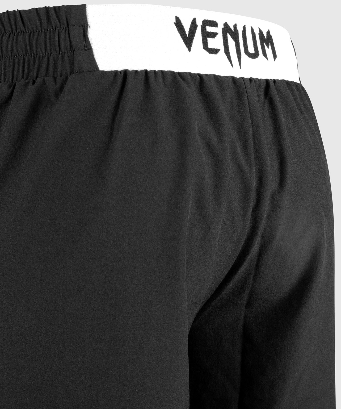 Venum Classic-Trainingsshorts - Schwarz/Weiß
