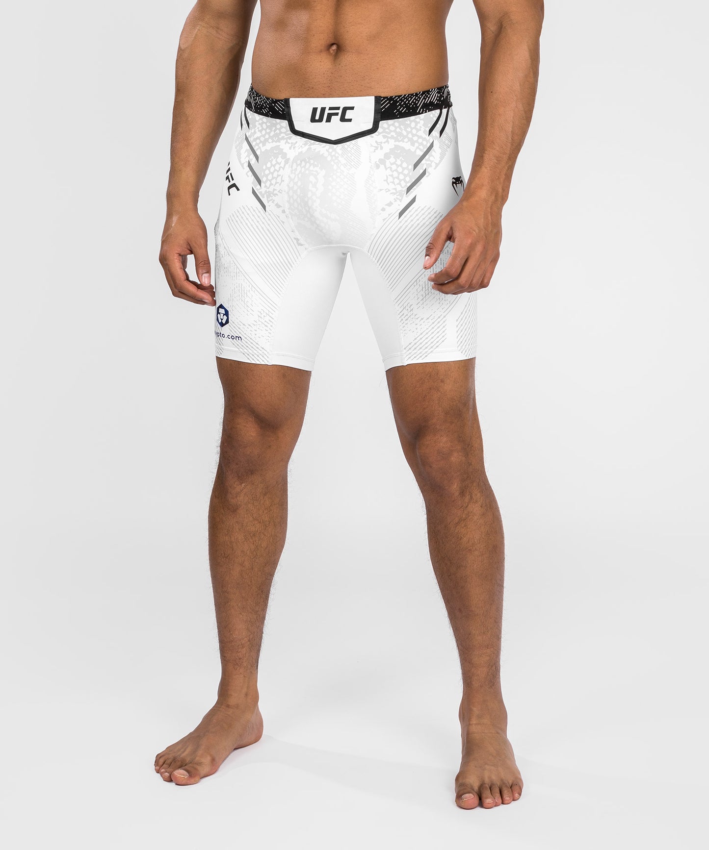 UFC Adrenaline by Venum Authentic Fight Night Vale Tudo Short für Männer - Weiß