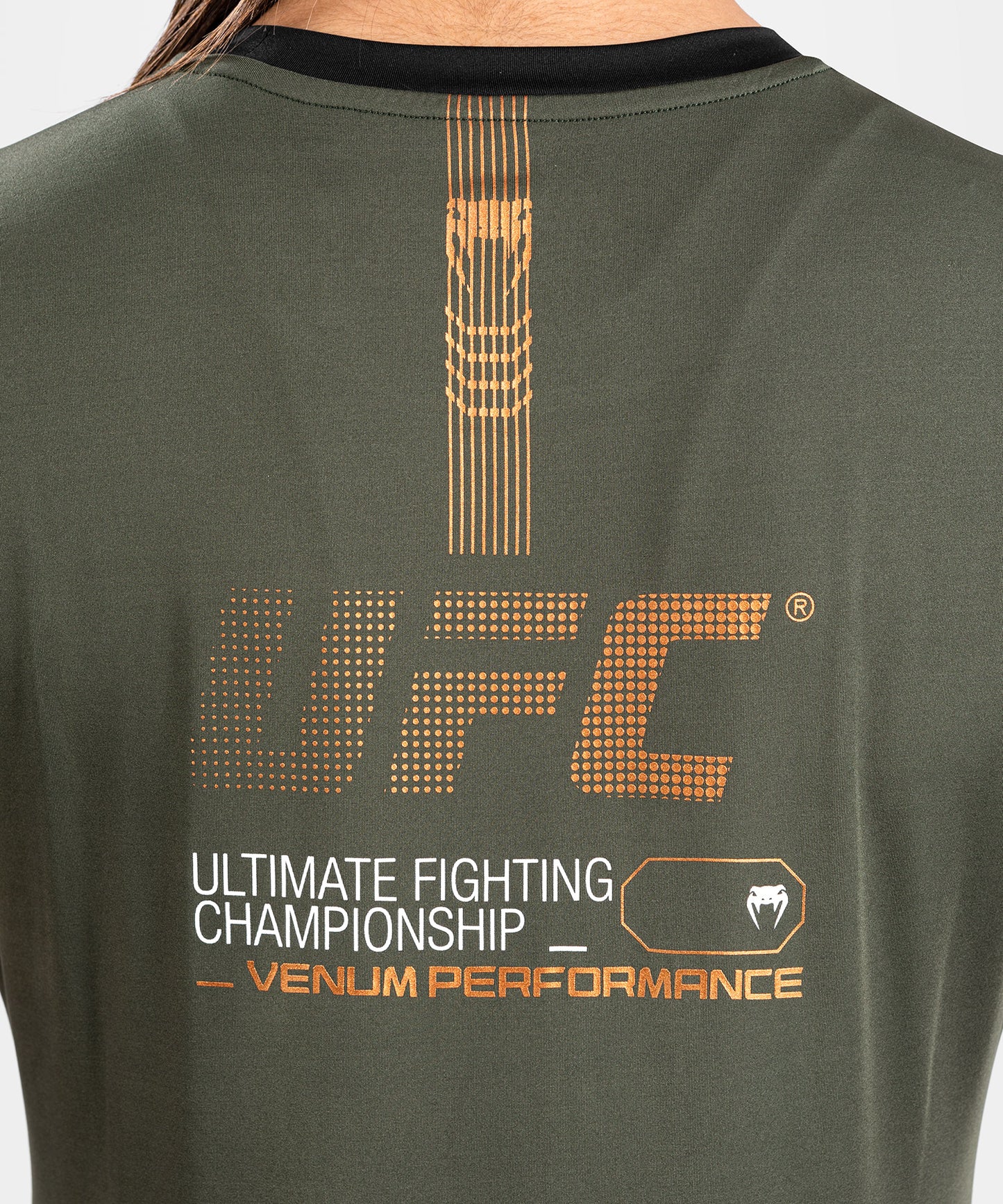UFC Adrenaline by Venum Fight Week Dry-Tech-T-Shirt für Frauen - Khaki/Bronze