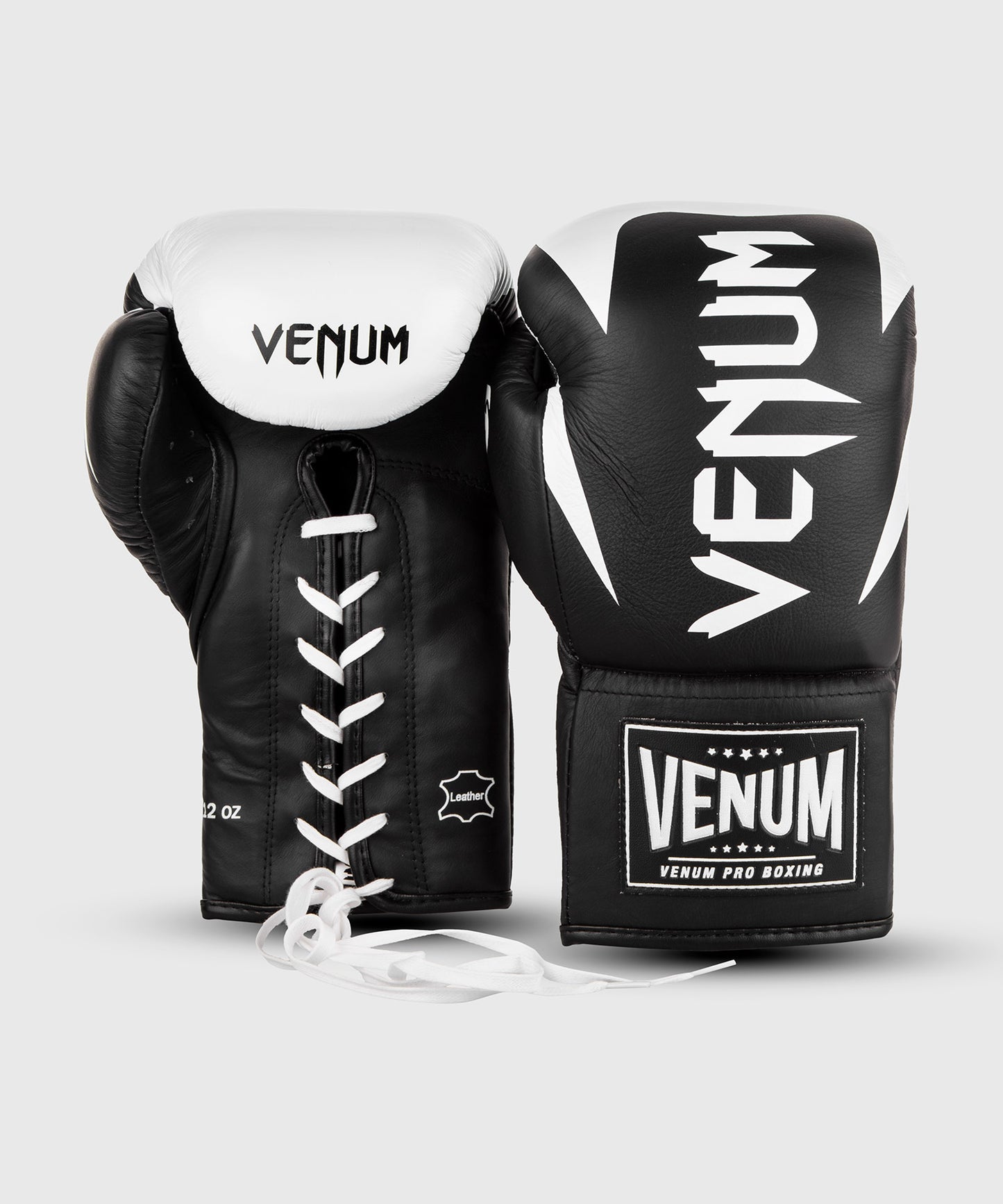 Venum HAMMER professionelle Boxhandschuhe - MIT SCHNÜRUNG - Schwarz/Weiß