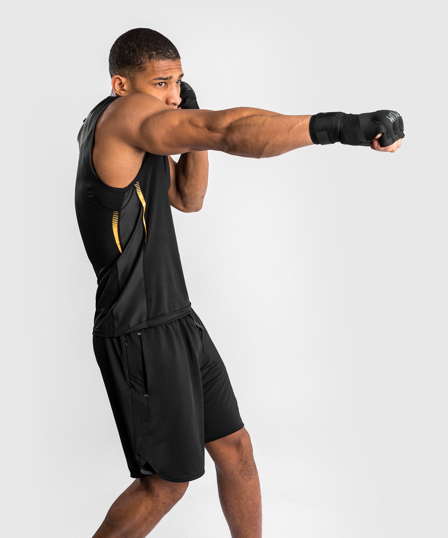 Dry Tech Venum Tempest 2.0 Tank Top : Schwarz / Gold