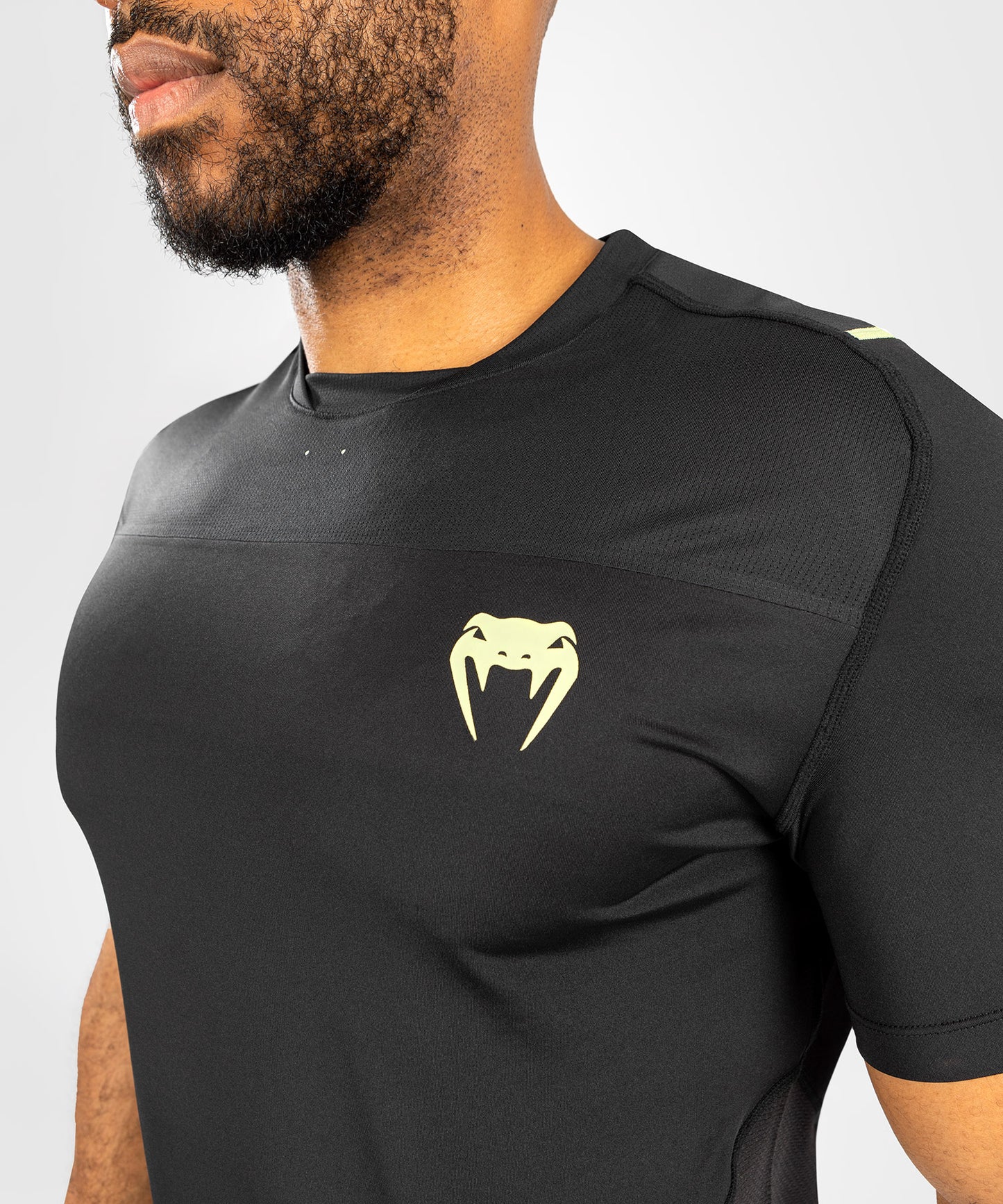 Venum Fusion 2.0  Herren Dry Tech T-Shirt - Schwarz/Gelb